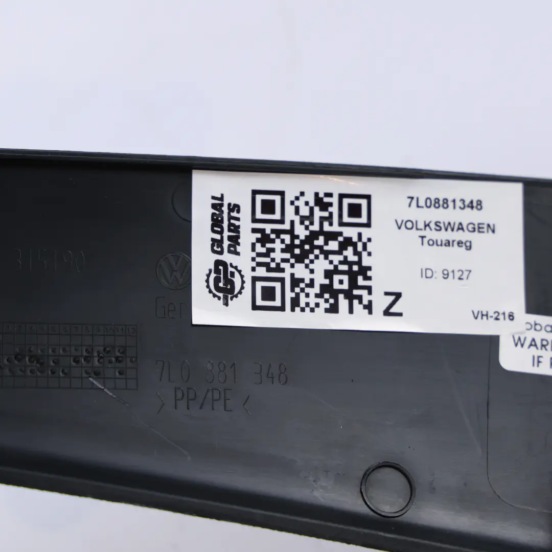 Abdeckung Sicherheitsgurtführung Vorne Rechts für Porsche Cayenne 9PA mit Teilenummer 7L0881348 Porsche Cayenne 9PA Abdeckung Sicherheitsgurtführung Vorne Rechts - SKU 7L0881348 - Teilenummer 7L0881348