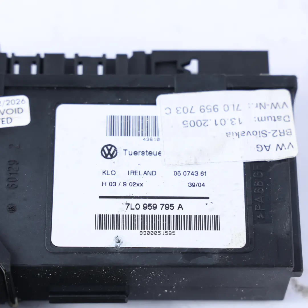 Porsche Cayenne 9PA Motore Alzacristalli Posteriore Sinistro - SKU 7L0959795A - Numero di parte 7L0959795A