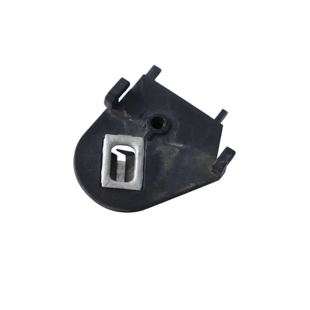 Soporte Compartimento Motor Panel Izquierdo para Porsche Cayenne 9PA con número de pieza 7L5805815A Porsche Cayenne 9PA Soporte Compartimento Motor Panel Izquierdo - SKU 7L5805815A - Número de pieza 7L5805815A