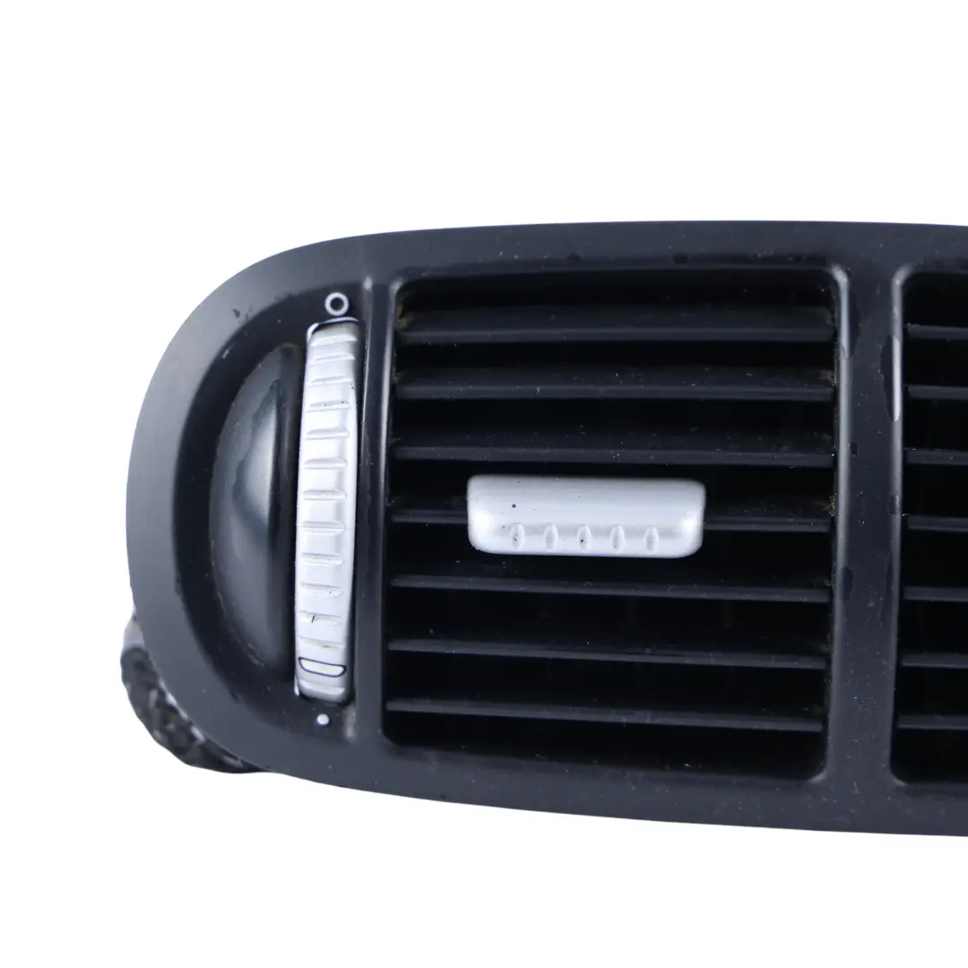 Panel Wskaźników Środkowa Kratka Nawiewu do Porsche Cayenne 9PA o numerze 7L5819203B Porsche Cayenne 9PA Panel Wskaźników Środkowa Kratka Nawiewu - SKU 7L5819203B-1 - Numer Części 7L5819203B