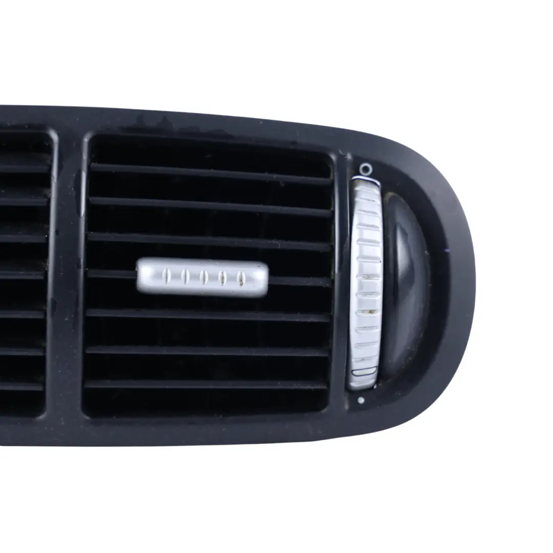 Porsche Cayenne 9PA Kratka Nawiewu Konsoli Środkowej Tylna - SKU 7L5819203B-1 - Numer Części 7L5819203B