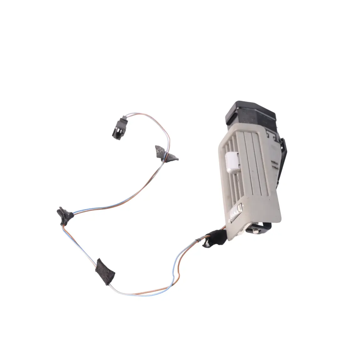 Bocchetta Aria Montante B Destra Griglia Fresca per Porsche Cayenne 9PA con numero di parte 7L5819210A Porsche Cayenne 9PA Bocchetta Aria Montante B Destra Griglia Fresca - SKU 7L5819210A - Numero di parte 7L5819210A