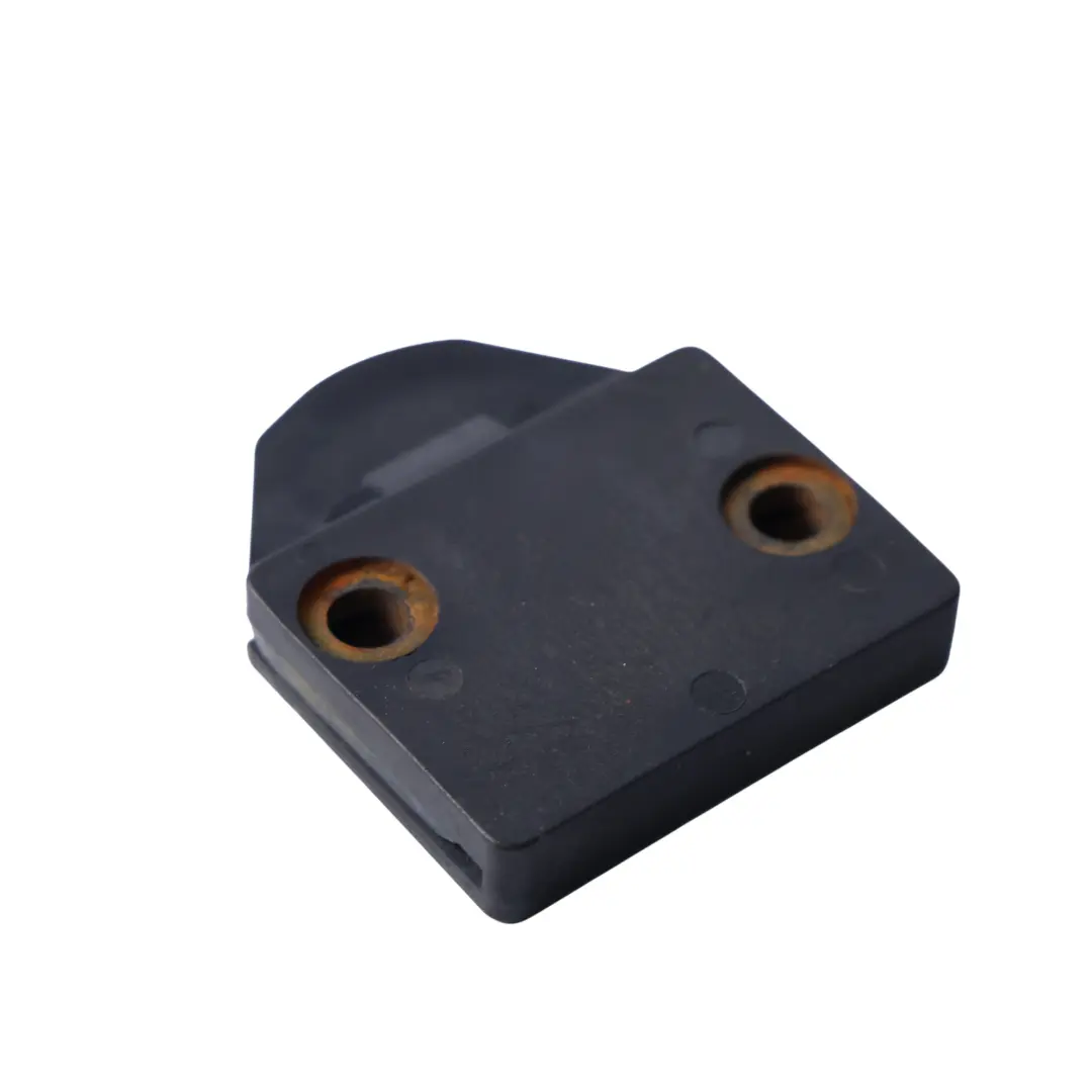 Hintere Heckklappe Seite Bump Stop Guide für Porsche Cayenne 9PA mit Teilenummer 7L5827679B Porsche Cayenne 9PA Hintere Heckklappe Seite Bump Stop Guide - SKU 7L5827679B - Teilenummer 7L5827679B