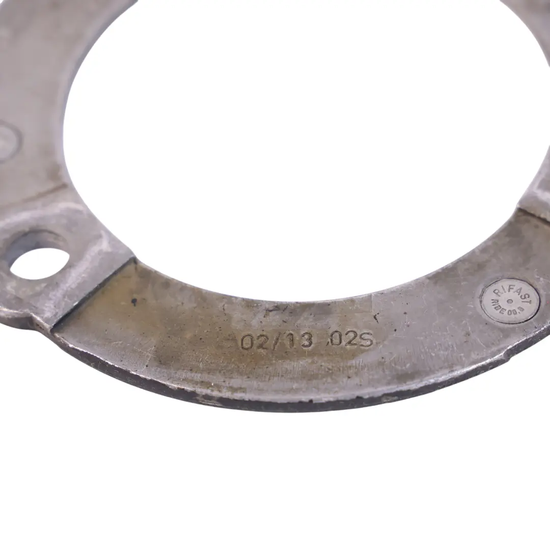 7P Anneau De Fixation D'Amortisseur Avant pour Volkswagen Touareg à propos du numéro de pièce 7P0412269 Volkswagen Touareg 7P Anneau De Fixation D'Amortisseur Avant - SKU 7P0412269 - Numéro de pièce 7P0412269