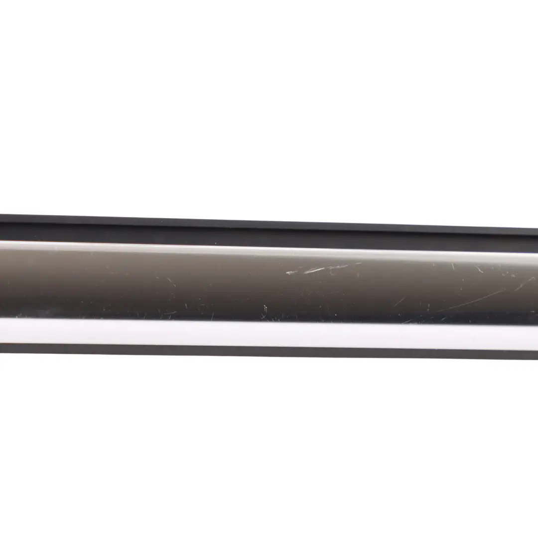 Volkswagen Touareg 7P Moldura Ventana Puerta Trasera Cromada Derecha - SKU 7P0837478F - Número de pieza 7P0837478F