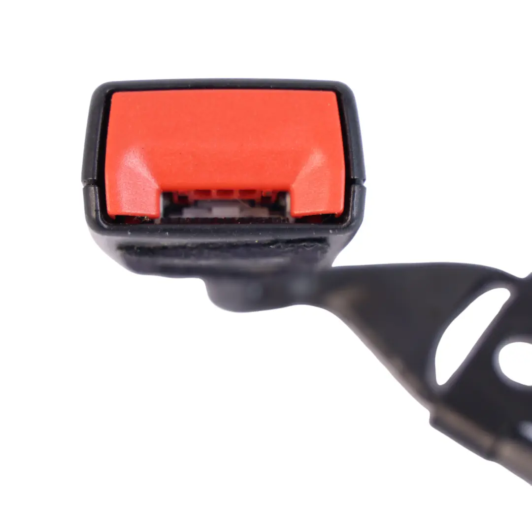 7P Boucle Ceinture Sécurité Arrière Clip Central pour VW Volkswagen Touareg à propos du numéro de pièce 7P0857740 VW Volkswagen Touareg 7P Boucle Ceinture Sécurité Arrière Clip Central - SKU 7P0857740 - Numéro de pièce 7P0857740