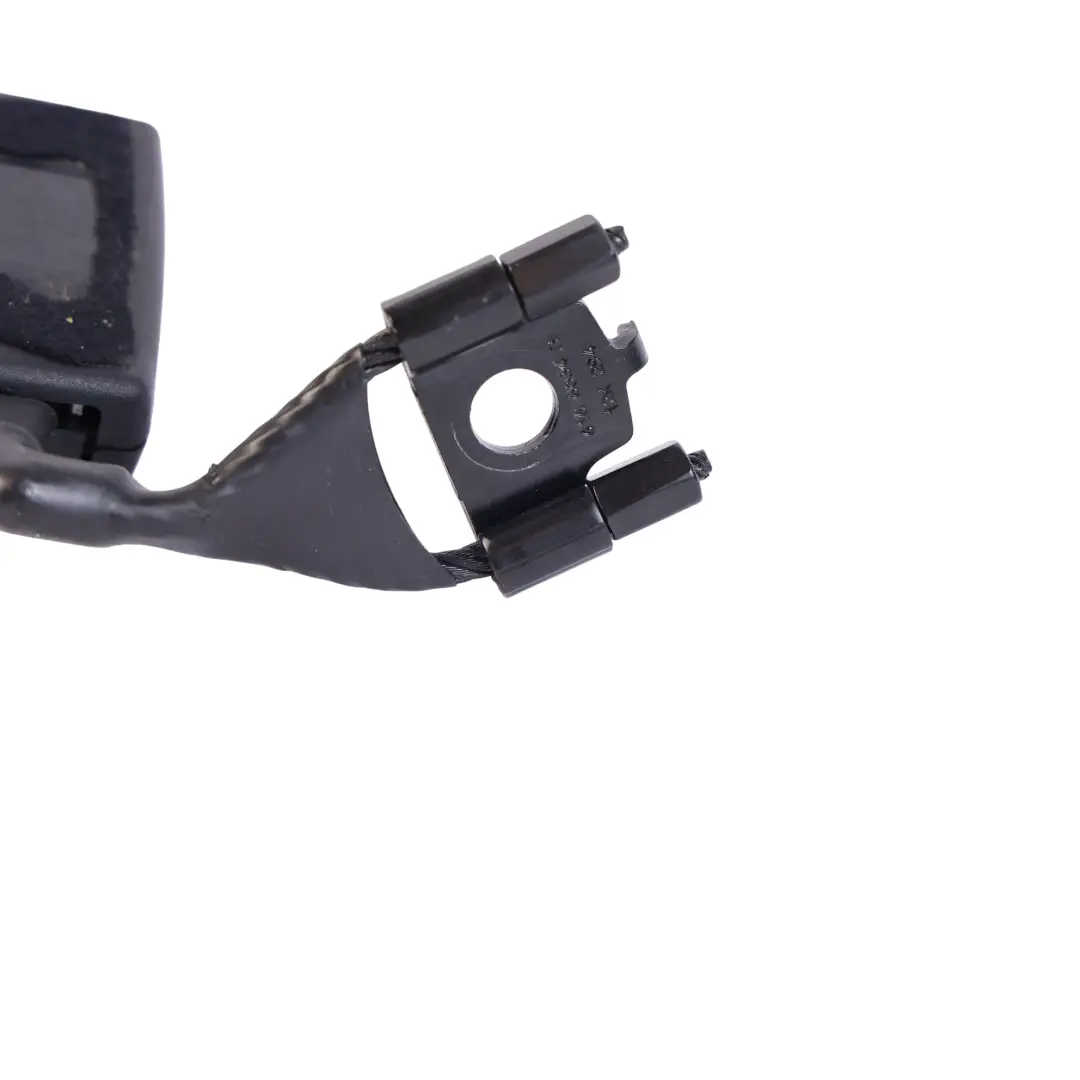 VW Volkswagen Touareg 7P Klamra Pasa Bezpieczeństwa Środek Tył - SKU 7P0857740 - Numer Części 7P0857740