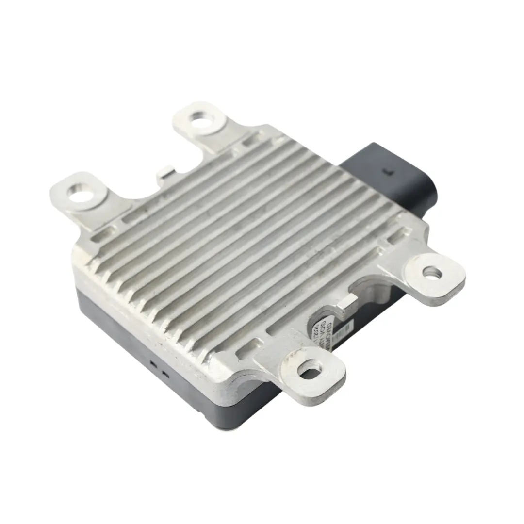 7P Olio Pompa Controllo Modulo ECU per Audi Q7 4L Volkswagen Touareg con numero di parte 7P0927601A Audi Q7 4L Volkswagen Touareg 7P Olio Pompa Controllo Modulo ECU - SKU 7P0927601A - Numero di parte 7P0927601A
