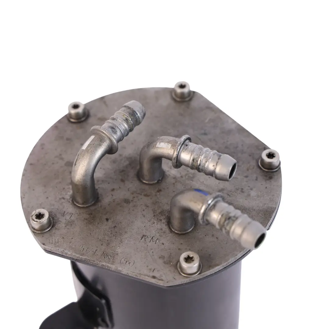 7P Boîtier De Filtre À Carburant 3.0 TDI pour Volkswagen Touareg à propos du numéro de pièce 7P6127401 Volkswagen Touareg 7P Boîtier De Filtre À Carburant 3.0 TDI - SKU 7P6127401 - Numéro de pièce 7P6127401