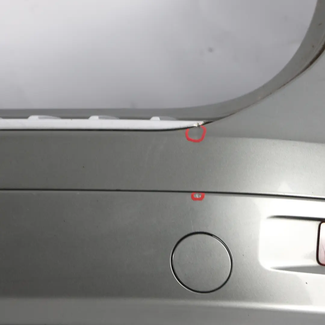 7P Osłona Tylnego Zderzaka Graphite Grey - M7W do Volkswagen VW Touareg o numerze 7P6807417 Volkswagen VW Touareg 7P Osłona Tylnego Zderzaka Graphite Grey - M7W - SKU 7P6807417-GGR - Numer Części 7P6807417