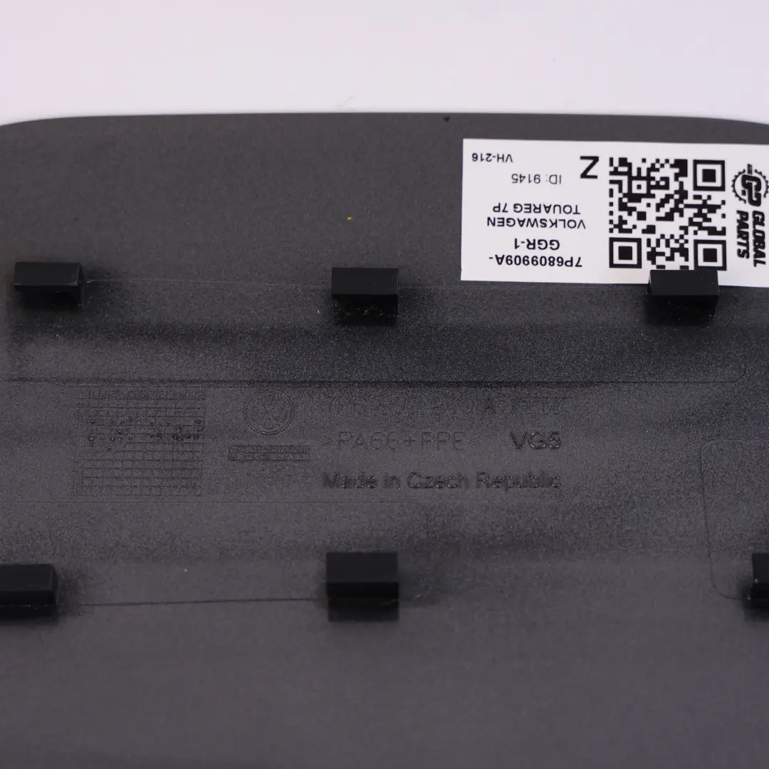 7P Fuel Tank Filler Flap Cap Graphite Grey - M7W 7P6809909A to Volkswagen Touareg with Part number 7P6809909A-GGR Volkswagen Touareg 7P Fuel Tank Filler Flap Cap Graphite Grey - M7W 7P6809909A - SKU 7P6809909A-GGR-1 - Part number 7P6809909A-GGR