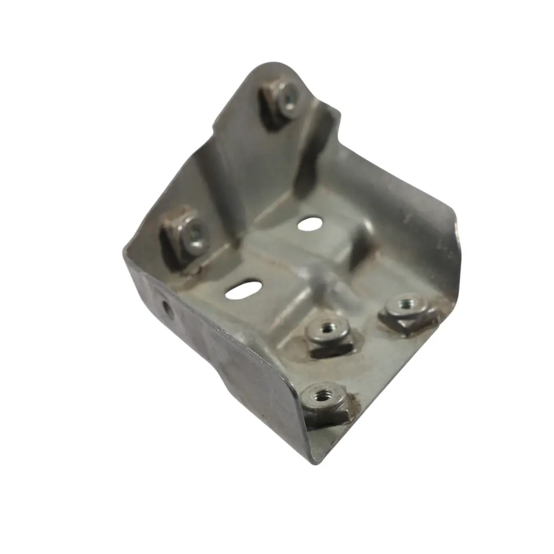 7P Supporto Staffa Parafango Anteriore Sinistro per Volkswagen Touareg con numero di parte 7P6821151A Volkswagen Touareg 7P Supporto Staffa Parafango Anteriore Sinistro - SKU 7P6821151A - Numero di parte 7P6821151A