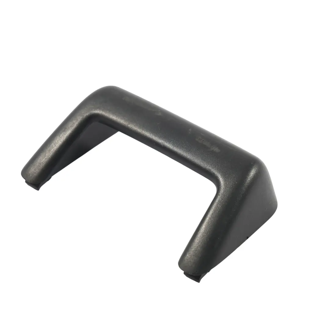 7P Osłona Tylnego Pasa Bezpieczeństwa Czarna do Volkswagen Touareg o numerze 7P6857763A Volkswagen Touareg 7P Osłona Tylnego Pasa Bezpieczeństwa Czarna - SKU 7P6857763A - Numer Części 7P6857763A