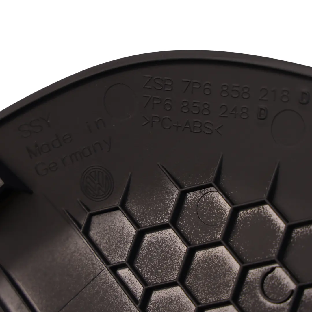 7P Armaturen Brett End Abdeckung Vorne Rechts für VW Volkswagen Touareg mit Teilenummer 7P6858218D VW Volkswagen Touareg 7P Armaturen Brett End Abdeckung Vorne Rechts - SKU 7P6858218D - Teilenummer 7P6858218D