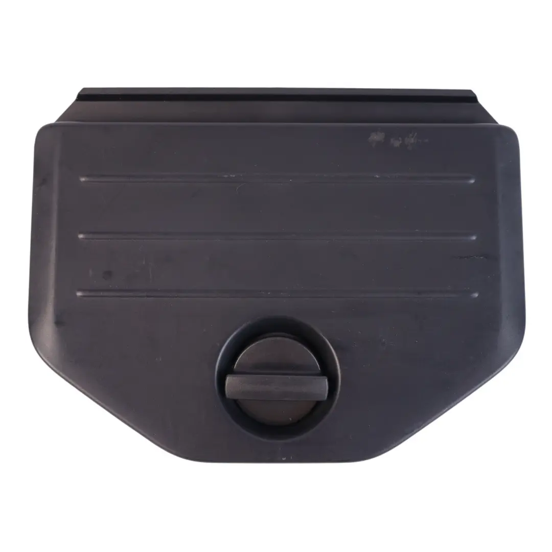 Volkswagen Touareg 7P Tailgate Trim Cover Panel Flap Black - SKU 7P6860285 - Part number 7P6860285