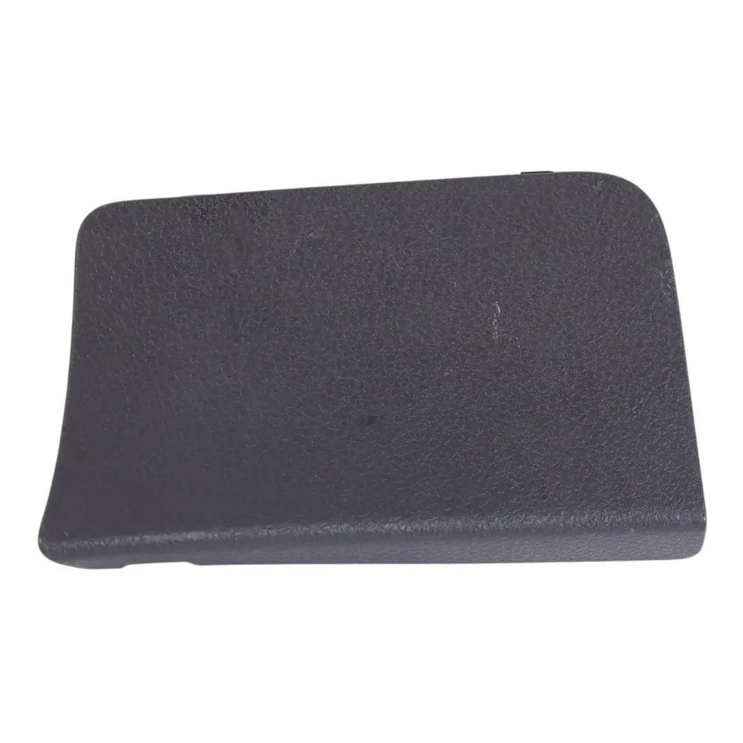 VW Touareg 7P Cache De Feu De Hayon Arrière Droit Noir - SKU 7P6867656 - Numéro de pièce 7P6867656