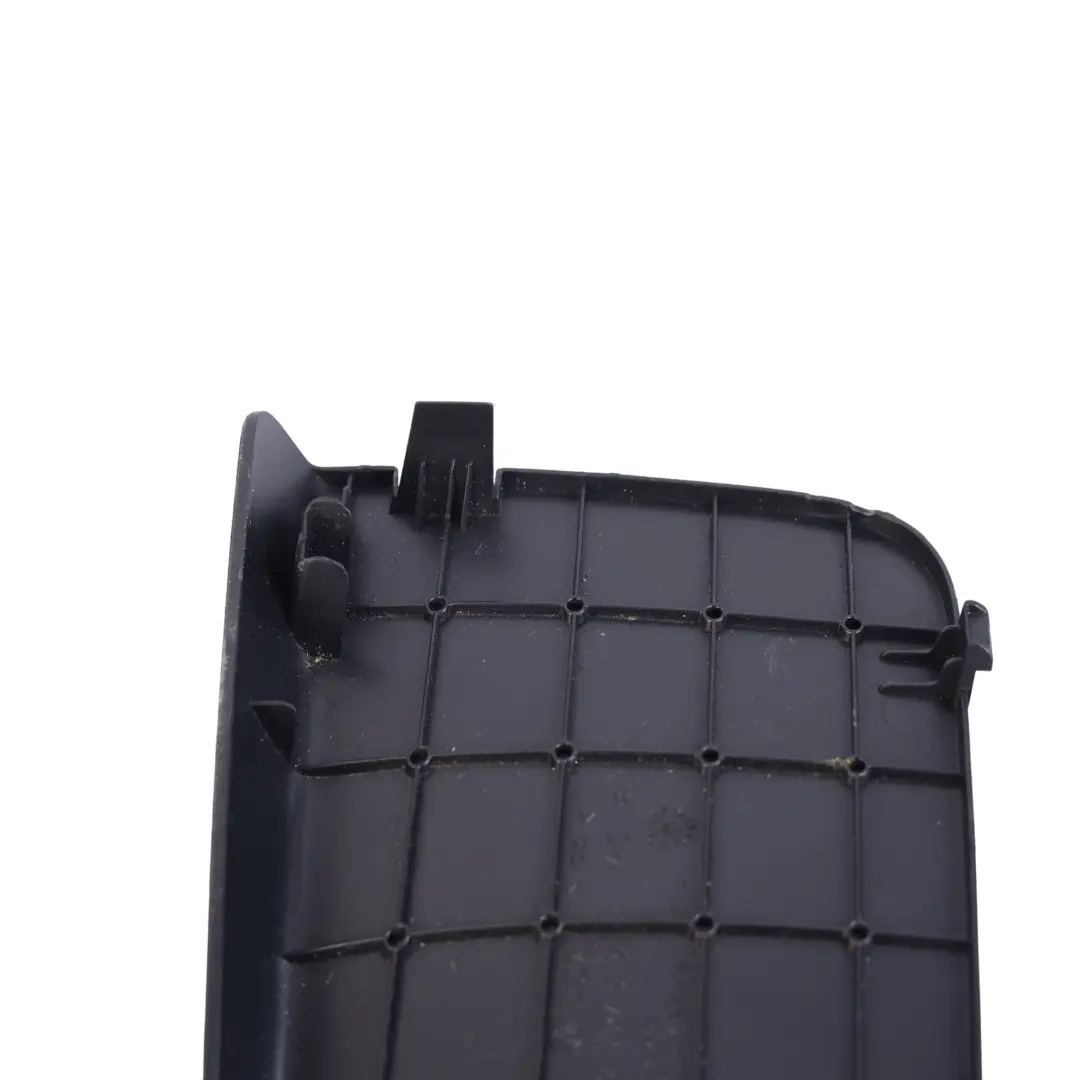 7P Tailgate Light Inspection Cover Cap Black Right O/S to VW Touareg with Part number 7P6867656 VW Touareg 7P Tailgate Light Inspection Cover Cap Black Right O/S - SKU 7P6867656 - Part number 7P6867656