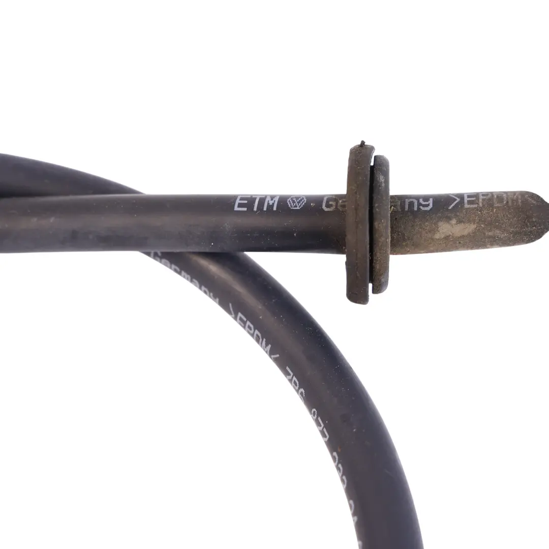 7P Tuyau Évacuation Eau Toit Panoramique pour Volkswagen Touareg à propos du numéro de pièce 7P6877233 Volkswagen Touareg 7P Tuyau Évacuation Eau Toit Panoramique - SKU 7P6877233 - Numéro de pièce 7P6877233