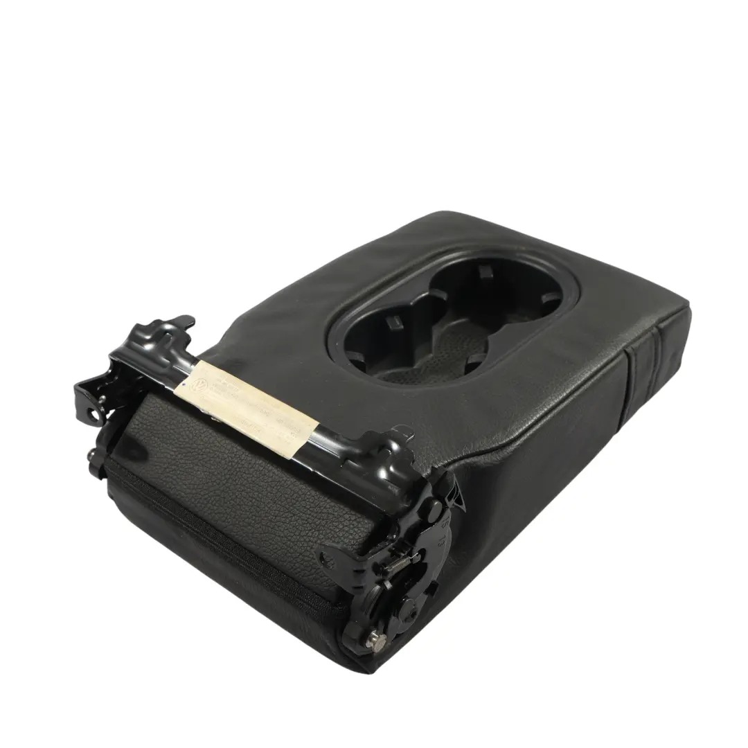 7P Rück Sitz Bank Mittel Armlehne Getränke Halter Leder für VW Volkswagen Touareg mit Teilenummer 7P6885081AF VW Volkswagen Touareg 7P Rück Sitz Bank Mittel Armlehne Getränke Halter Leder - SKU 7P6885081AF - Teilenummer 7P6885081AF
