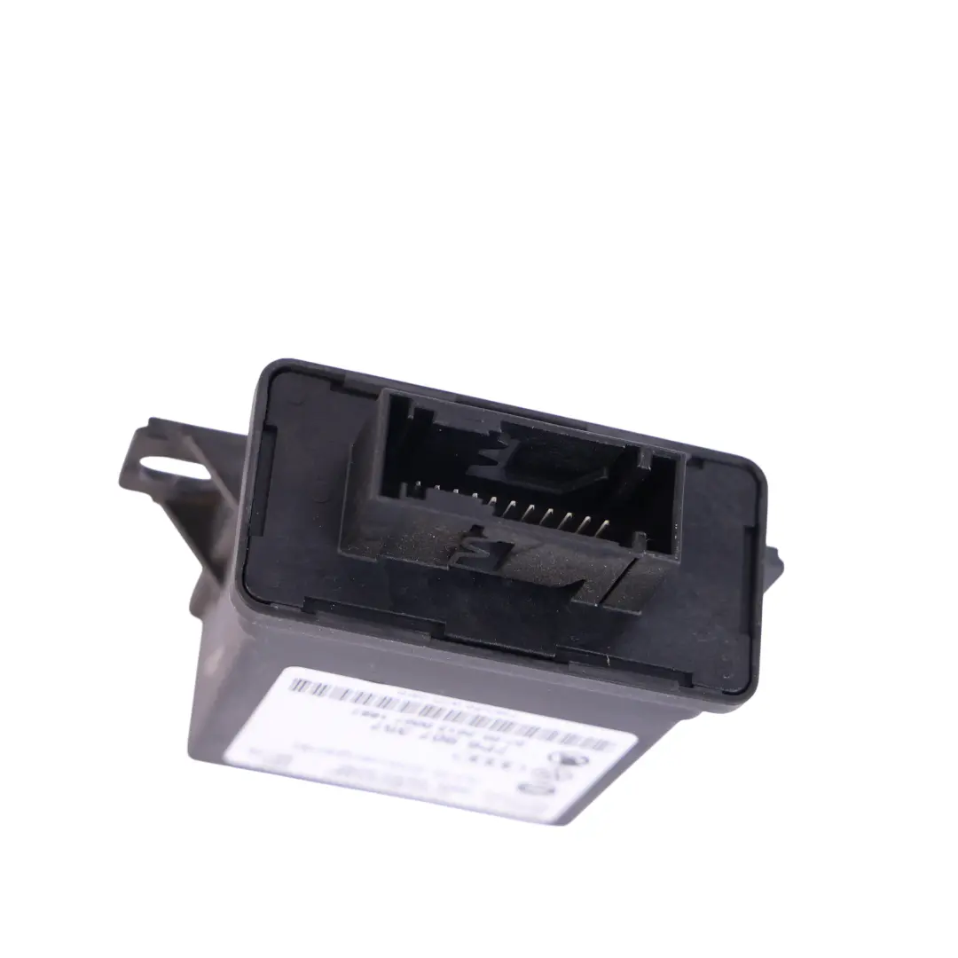 7P Moduł Sterownik Świateł Przednich Przód do Volkswagen Touareg o numerze 7P6907357 Volkswagen Touareg 7P Moduł Sterownik Świateł Przednich Przód - SKU 7P6907357 - Numer Części 7P6907357