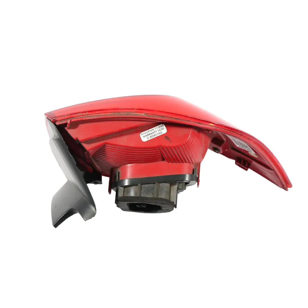 7P Rear Outer Tail Light Lamp Right O/S to VW Volkswagen Touareg with Part number 7P6945096D VW Volkswagen Touareg 7P Rear Outer Tail Light Lamp Right O/S - SKU 7P6945096D - Part number 7P6945096D