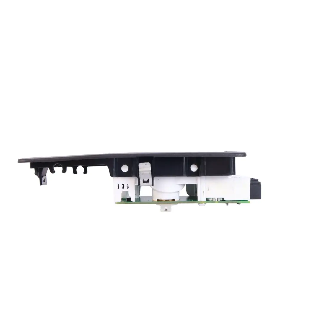 7P Lámpara Luz Techo Trasera Derecha Negra para VW Volkswagen Touareg con número de pieza 7P6947292F VW Volkswagen Touareg 7P Lámpara Luz Techo Trasera Derecha Negra - SKU 7P6947292F - Número de pieza 7P6947292F