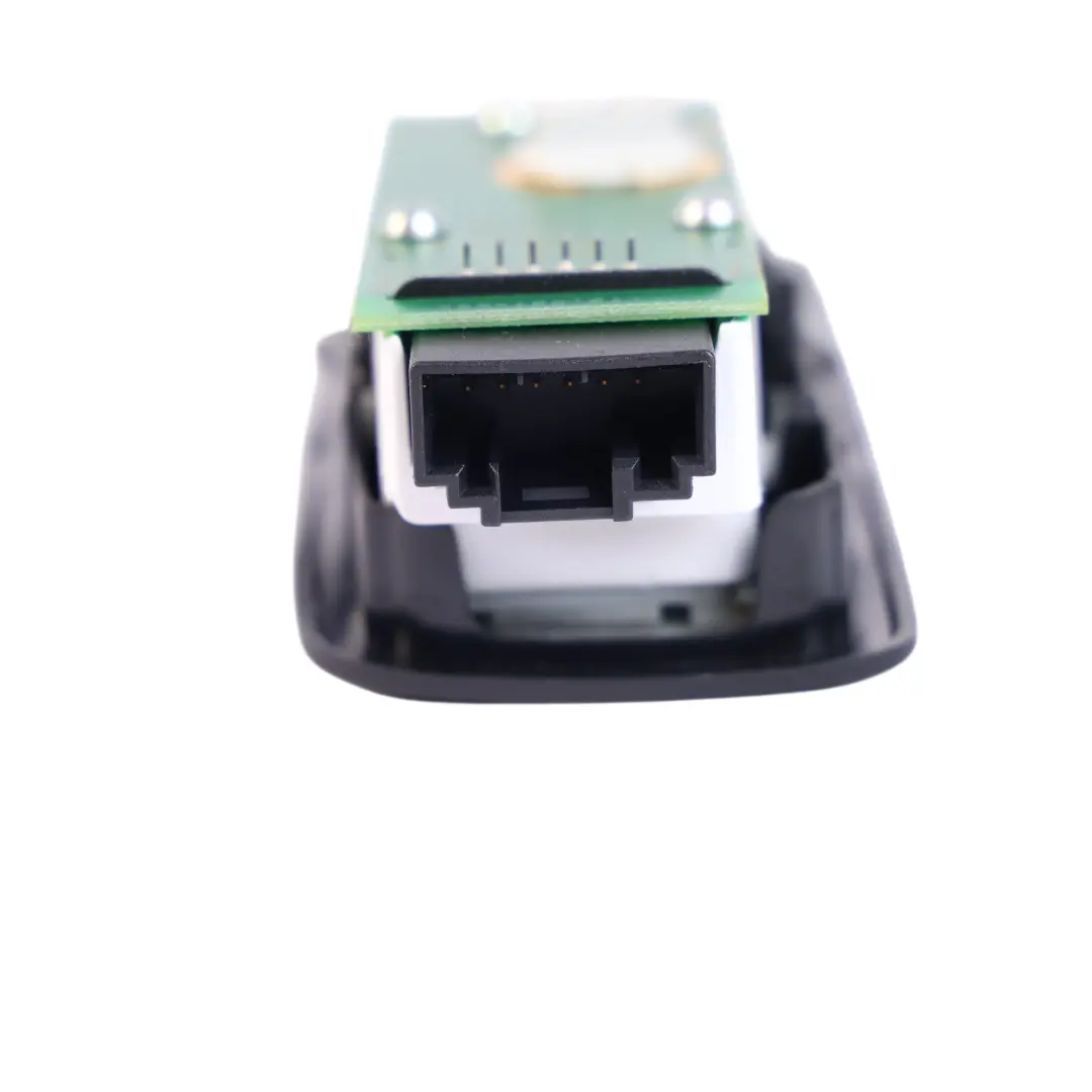 Volkswagen Touareg 7P Luce Interna Padiglione Posteriore Destra Nera - SKU 7P6947292F - Numero di parte 7P6947292F