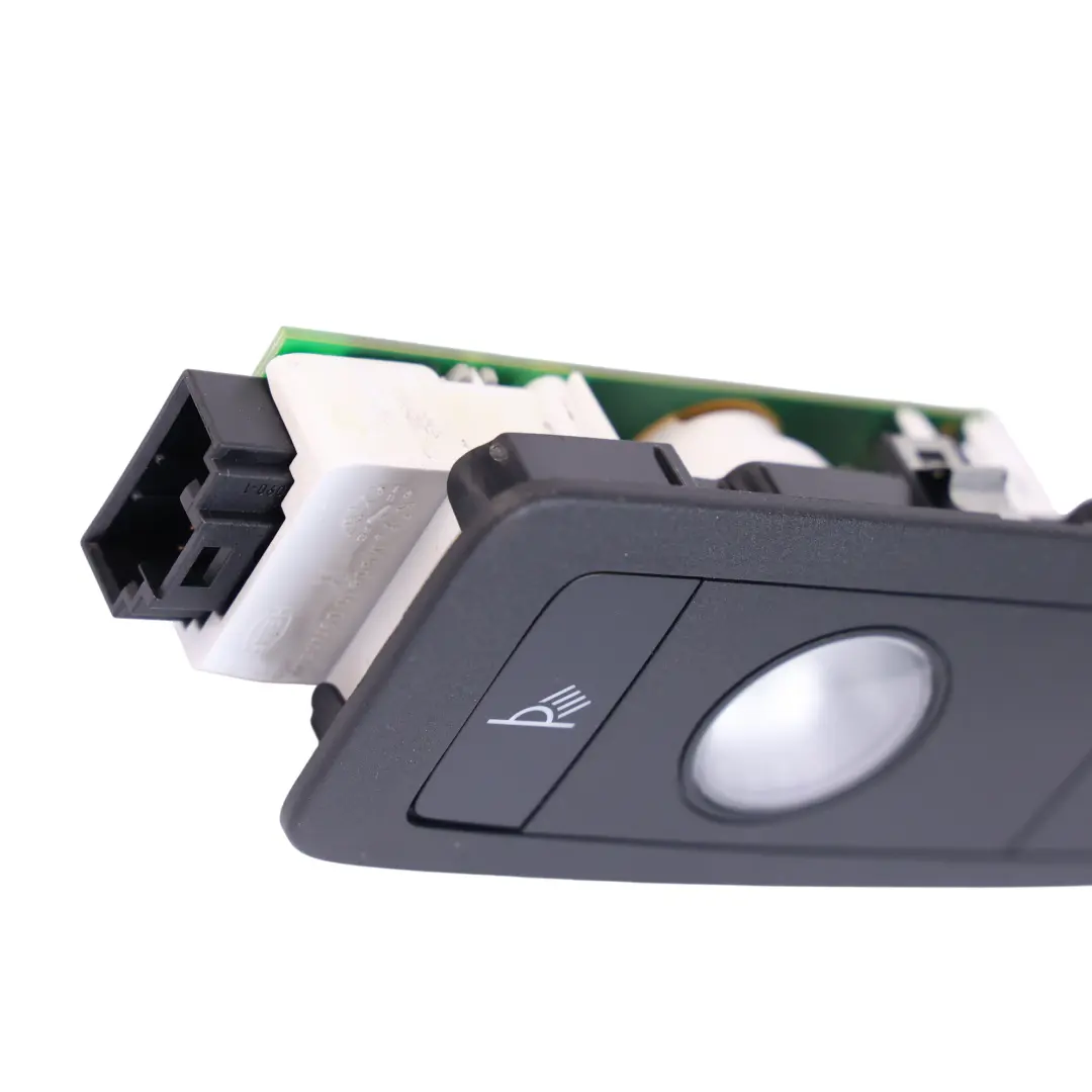 VW Volkswagen Touareg 7P Lámpara Luz Techo Trasera Derecha Negra - SKU 7P6947292F - Número de pieza 7P6947292F