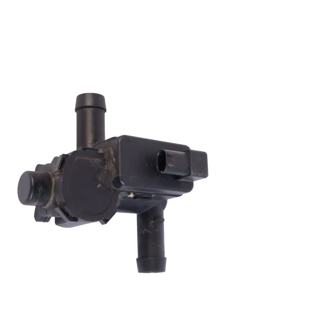 7P Riscaldatore Pompa Acqua Valvola Controllo per Volkswagen Touareg con numero di parte 7PP819810A Volkswagen Touareg 7P Riscaldatore Pompa Acqua Valvola Controllo - SKU 7PP819810A - Numero di parte 7PP819810A