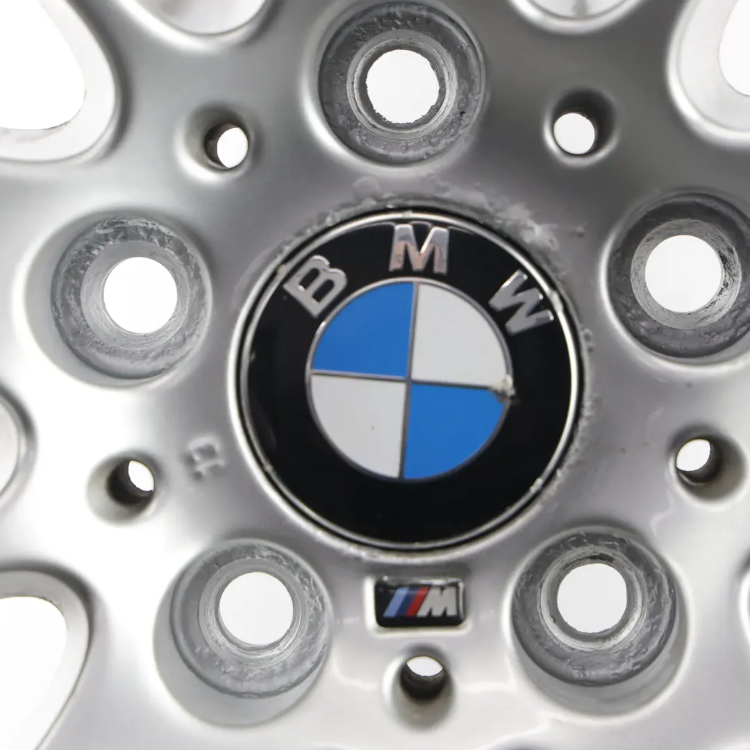 Felga Aluminiowa Przód 18" 8J do BMW E90 E91 E92 E93 o numerze 8036933 BMW E90 E91 E92 E93 Felga Aluminiowa Przód 18" 8J - SKU 8036933-1 - Numer Części 8036933