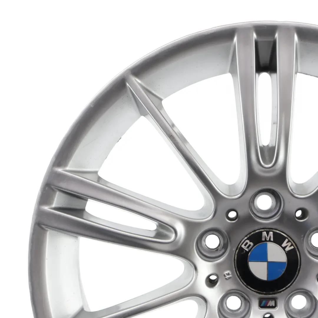 Cerchio Lega Anteriore Argento BMW E90 E92 E93 18" ET:34 8J M Spider Spoke 193 per con numero di parte 8036933 Cerchio Lega Anteriore Argento BMW E90 E92 E93 18" ET:34 8J M Spider Spoke 193 - SKU 8036933-8 - Numero di parte 8036933