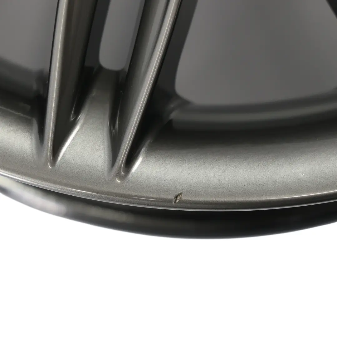 BMW E81 E82 E87 E88 Llanta Aleación Gris Férrico 17" 7J ET:47 M Doble Radio 207 - SKU 8036937-13 - Número de pieza 8036937