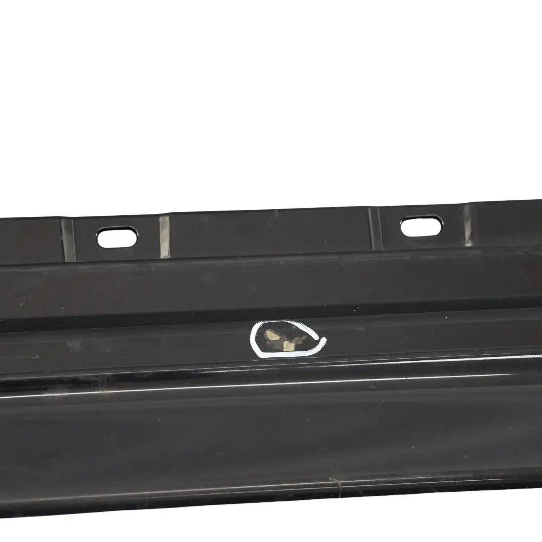 Minigonna Laterale M Sport Destra Rubinschwarz Metallic Nero - X03 per BMW F12 F13 con numero di parte 8050418 BMW F12 F13 Minigonna Laterale M Sport Destra Rubinschwarz Metallic Nero - X03 - SKU 8050418-RUB - Numero di parte 8050418