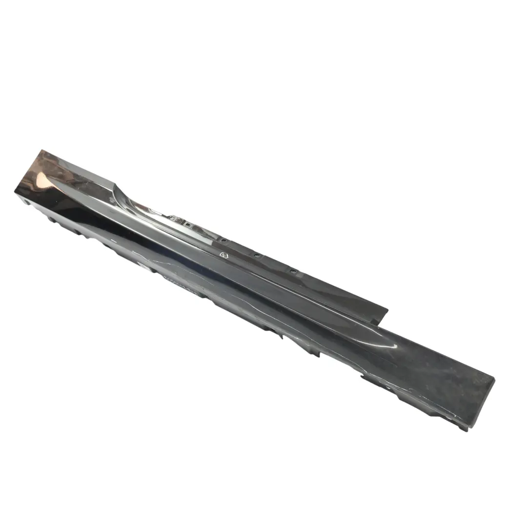 Minigonna Laterale M Sport Destra Rubinschwarz Metallic Nero - X03 per BMW F12 F13 con numero di parte 8050418 BMW F12 F13 Minigonna Laterale M Sport Destra Rubinschwarz Metallic Nero - X03 - SKU 8050418-RUB - Numero di parte 8050418