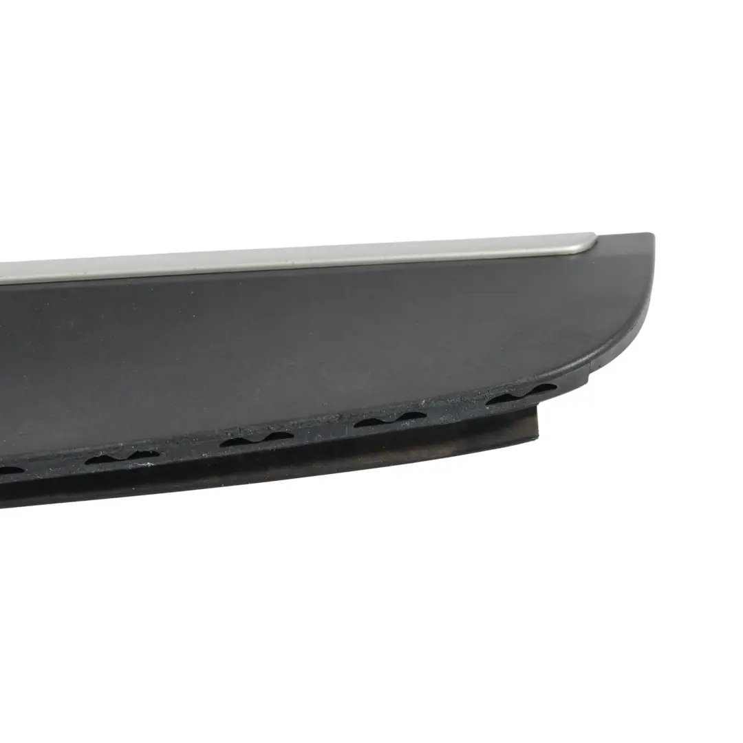 Striscia Porta M Sport Trim Posteriore Sinistro per BMW X3 F25 con numero di parte 8052083 BMW X3 F25 Striscia Porta M Sport Trim Posteriore Sinistro - SKU 8052083-1 - Numero di parte 8052083