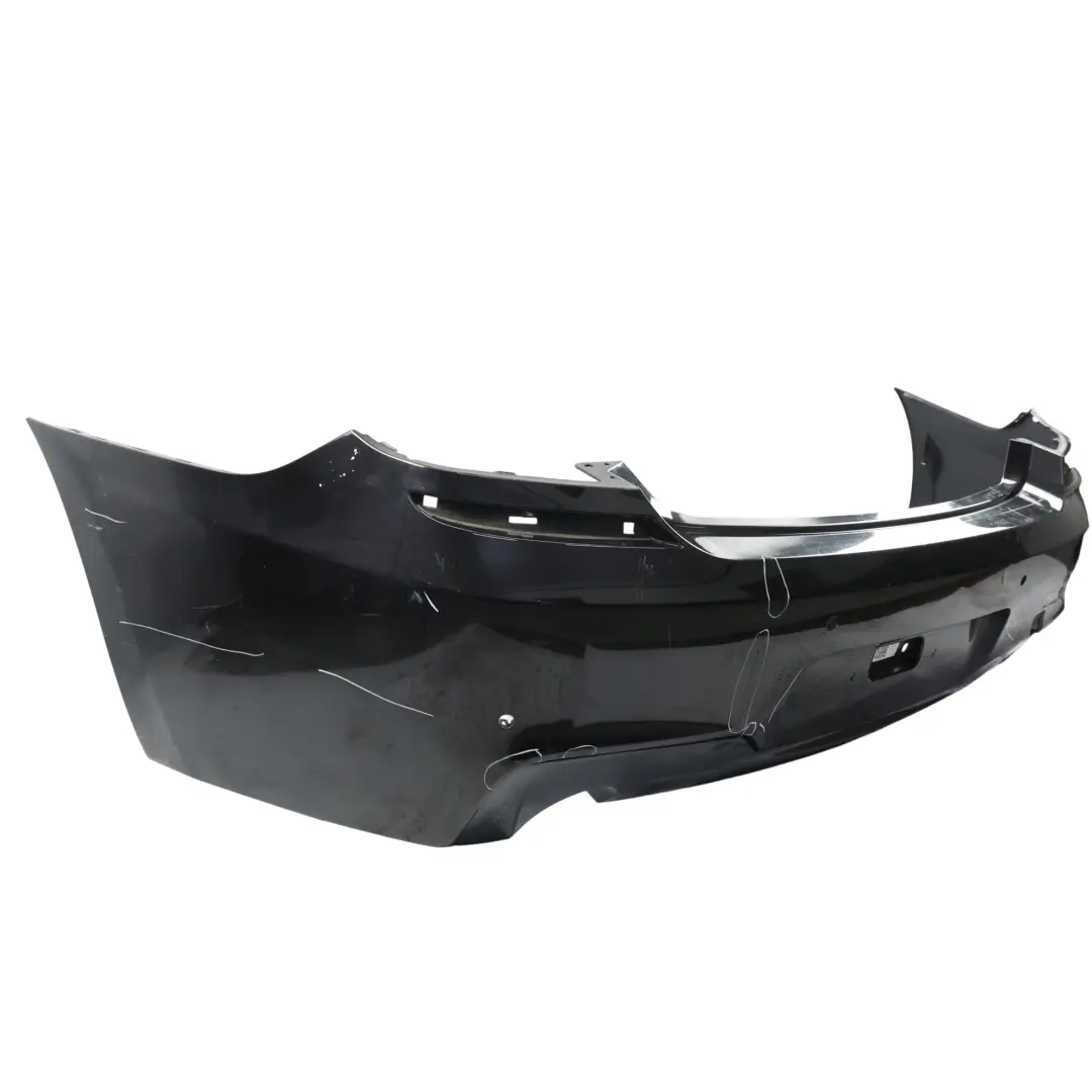 Tylny Zderzak M-Pakiet PDC Rubinschwarz Czarny Metalik - X03 do BMW F12 F13 o numerze 8052709 BMW F12 F13 Tylny Zderzak M-Pakiet PDC Rubinschwarz Czarny Metalik - X03 - SKU 8052709-RUB - Numer Części 8052709
