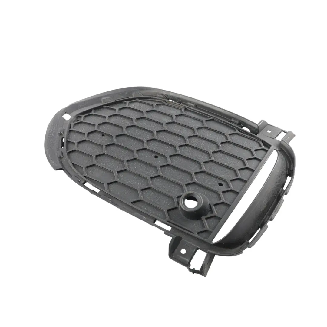 Front Bumper Side Grill Closed Right O/S to BMW X5 F15 with Part number 8056856 BMW X5 F15 Front Bumper Side Grill Closed Right O/S - SKU 8056856 - Part number 8056856