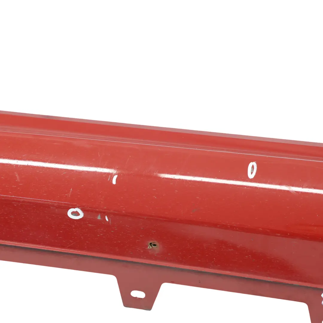 BMW F82 F83 M4 Faldón Lateral Izquierdo Melbourne Red Metálico - A75 - SKU 8059627-MRT - Número de pieza 8059627