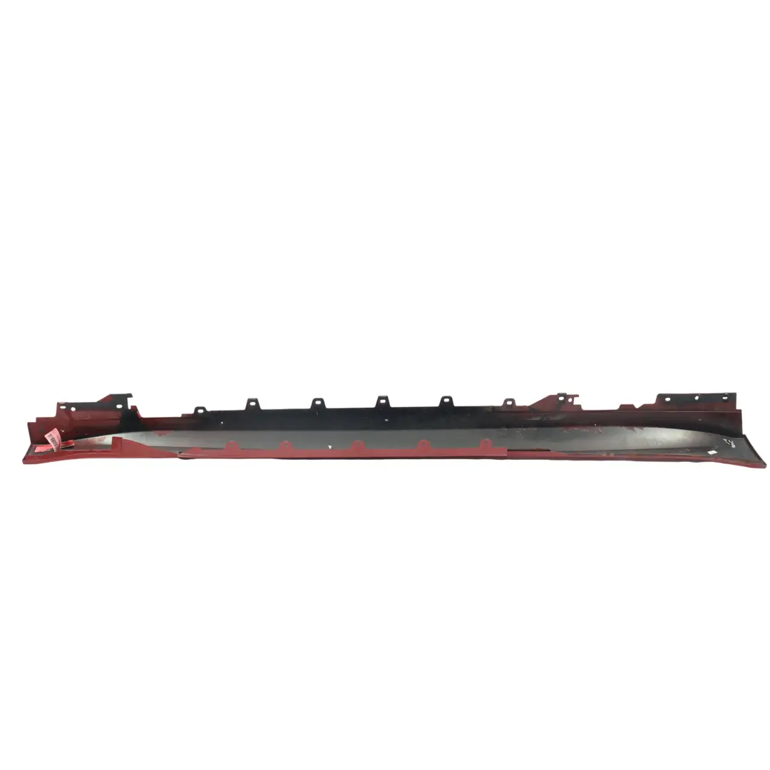 Striscia Davanzale Gonna Laterale Sinistra Melbourne Red - A75 per BMW F82 F83 M4 con numero di parte 8059627 BMW F82 F83 M4 Striscia Davanzale Gonna Laterale Sinistra Melbourne Red - A75 - SKU 8059627-MRT - Numero di parte 8059627