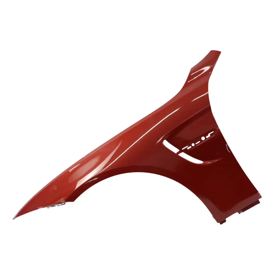 Pannello Laterale Parafango Anteriore Sinistro Melbourne Red A75 per BMW F82 F83 M4 con numero di parte 8066917 BMW F82 F83 M4 Pannello Laterale Parafango Anteriore Sinistro Melbourne Red A75 - SKU 8066917-MRT - Numero di parte 8066917