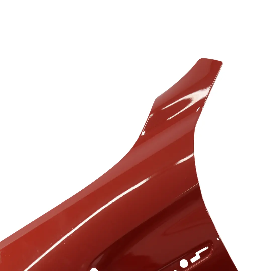 Panel Lateral Guardabarros Delantero Izquierdo Melbourne Rojo A75 para BMW F82 F83 M4 con número de pieza 8066917 BMW F82 F83 M4 Panel Lateral Guardabarros Delantero Izquierdo Melbourne Rojo A75 - SKU 8066917-MRT - Número de pieza 8066917