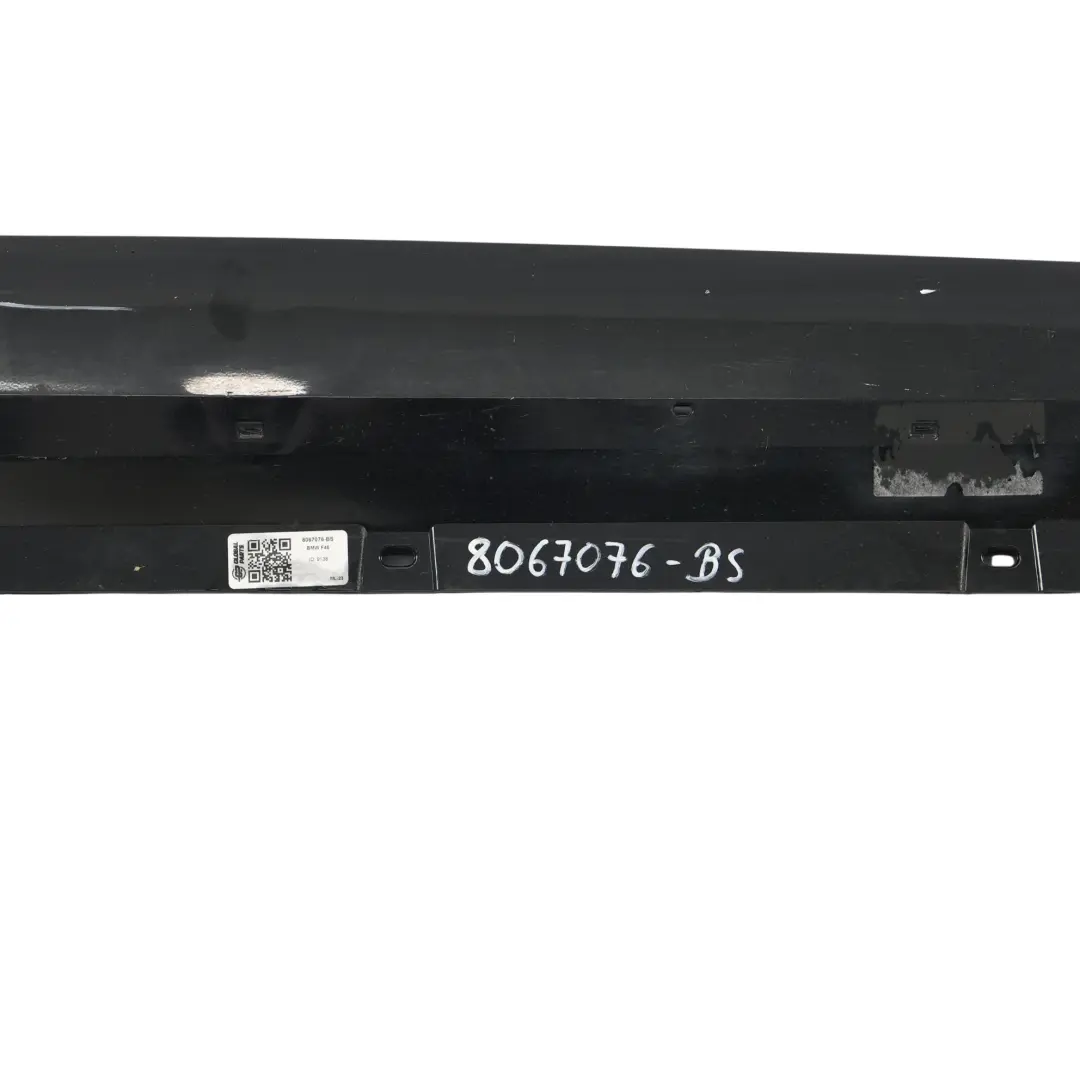 BMW F46 GT M Sport Plaque De Seuil Cache Latérale Droite Black Sapphire Noir 475 - SKU 8067076-BS - Numéro de pièce 8067076