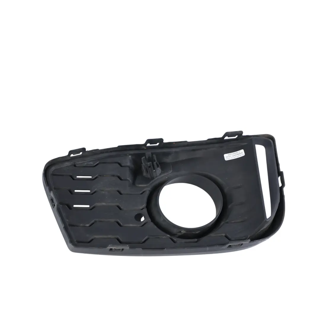 BMW F46 Parachoques Delantero Moldura Cubierta Izquierda Lado Pasajero - SKU 8068865 - Número de pieza 8068865