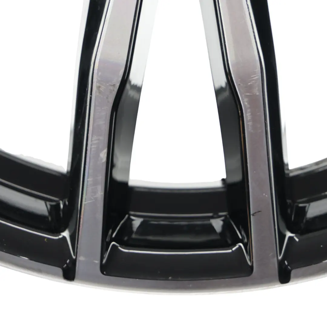 Tylna Czarna Felga Aluminiowa 19" M 469 8.5J ET:40 do BMW G20 G21 o numerze 8090095 BMW G20 G21 Tylna Czarna Felga Aluminiowa 19" M 469 8.5J ET:40 - SKU 8090095-1 - Numer Części 8090095