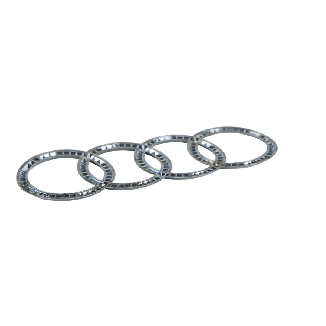 Emblema Logo Portellone Bagagliaio Cromato per Audi Q5 FY con numero di parte 80A071802 Audi Q5 FY Emblema Logo Portellone Bagagliaio Cromato - SKU 80A071802 - Numero di parte 80A071802