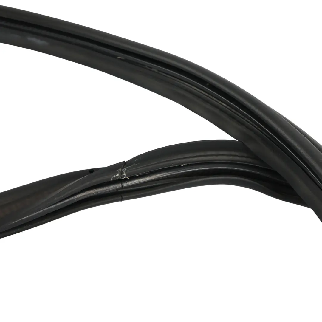 Junta Goma Sello Maletero Trasero para Audi Q5 FY con número de pieza 80A827705E Audi Q5 FY Junta Goma Sello Maletero Trasero - SKU 80A827705E - Número de pieza 80A827705E