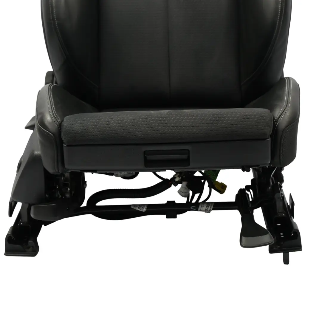 Siège Sport Avant Droit Intérieur S-Line Chauffant Cuir Noir pour Audi Q5 FY à propos du numéro de pièce 80A881806AT Audi Q5 FY Siège Sport Avant Droit Intérieur S-Line Chauffant Cuir Noir - SKU 80A881806AT-1 - Numéro de pièce 80A881806AT