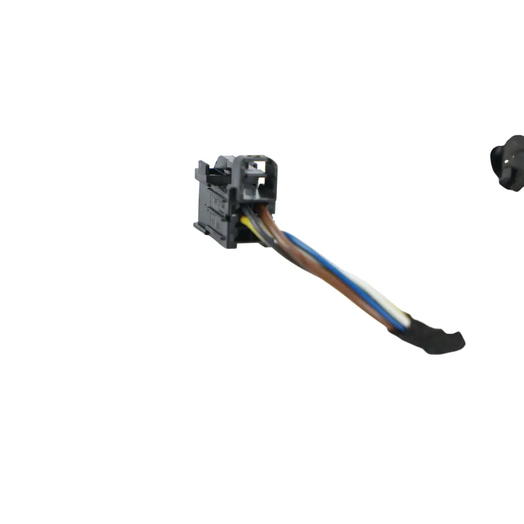 Cable Adaptador Luz Portón Trasero Izquierdo para Audi Q5 FY con número de pieza 80A945075B Audi Q5 FY Cable Adaptador Luz Portón Trasero Izquierdo - SKU 80A945075B-2 - Número de pieza 80A945075B