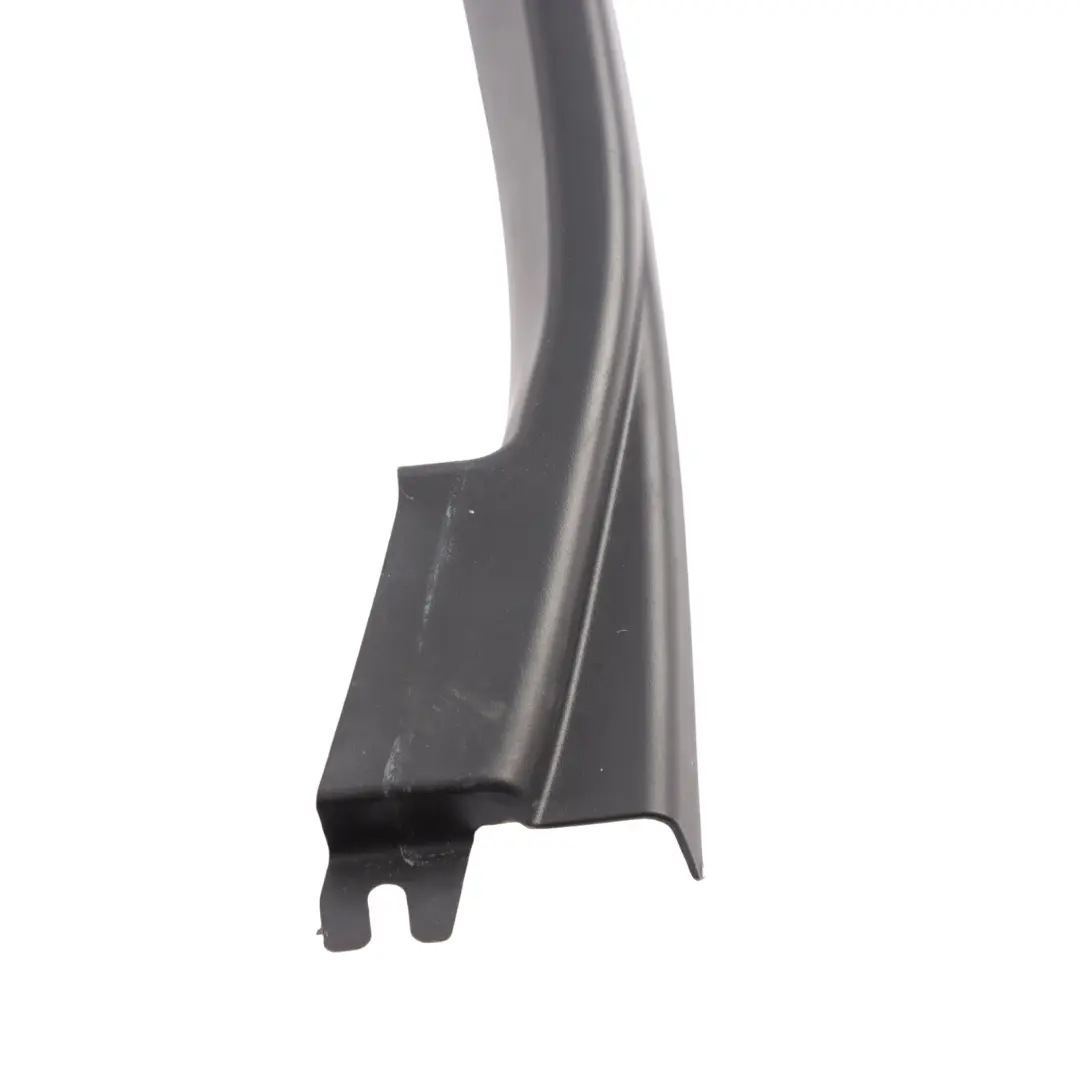 Window Frame Rear Right O/S Door Cover Trim to Range Rover L320 L322 with Part number 8265516 Range Rover L320 L322 Window Frame Rear Right O/S Door Cover Trim - SKU 8265516 - Part number 8265516