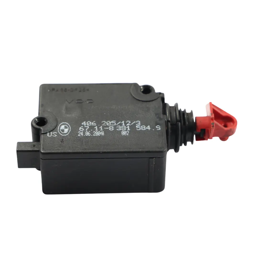 Zamek Klapy Tylnej Bagażnika do BMW X3 E83 o numerze 8381584 BMW X3 E83 Zamek Klapy Tylnej Bagażnika - SKU 8381584 - Numer Części 8381584